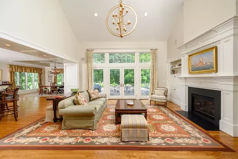 Living - 47 Black Rock Dr #47, Hingham, MA 02043 photo 3 of 7