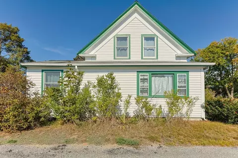 Exterior - 9 Harrison Ave, Bourne, MA 02532 photo 2 of 5