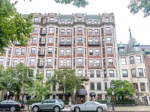 466 Commonwealth Ave #503, Boston, MA 02215