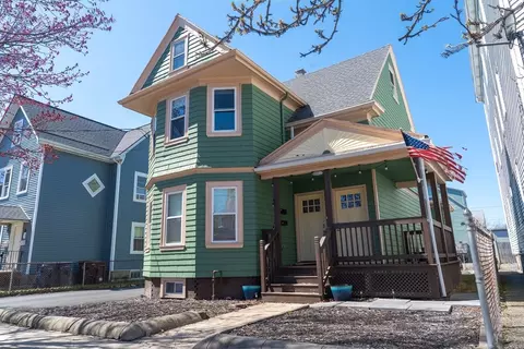 92 Irving St, Everett, MA 02149