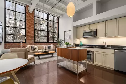 1 Aberdeen Way #109, Cambridge, MA 02138