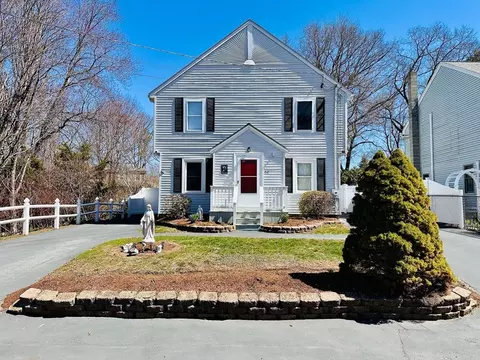 62 Edgemere Blvd, Shrewsbury, MA 01545