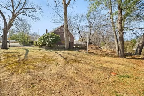 Exterior - 7 Cedar Cir, Randolph, MA 02368 photo 4 of 4