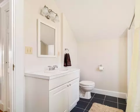 Bath - 178 Brook Rd, Milton, MA 02186 photo 2 of 2
