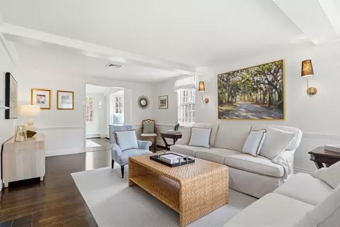 2 Queen Anne Ln, Hingham, MA 02043 photo 5