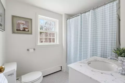 2 Queen Anne Ln, Hingham, MA 02043 photo 26