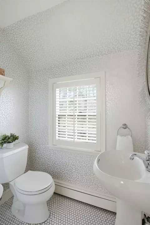 2 Queen Anne Ln, Hingham, MA 02043 photo 18