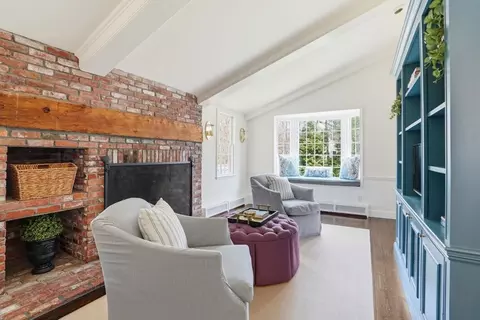 2 Queen Anne Ln, Hingham, MA 02043 photo 11
