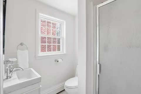 2 Queen Anne Ln, Hingham, MA 02043 photo 24