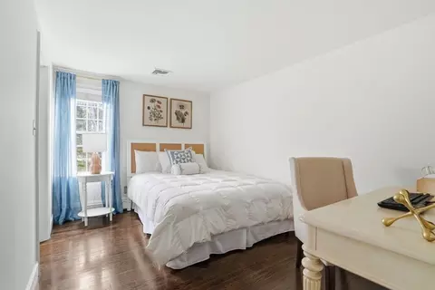 2 Queen Anne Ln, Hingham, MA 02043 photo 25