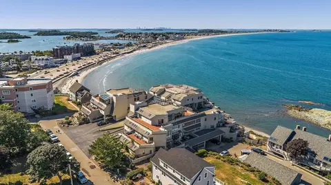 25 Oceanside Dr #25, Hull, MA 02045