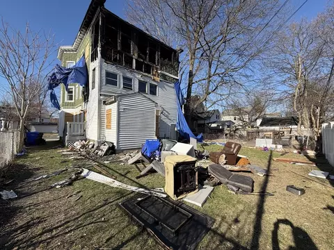 Exterior - 583 Union St, Springfield, MA 01109 photo 8 of 10