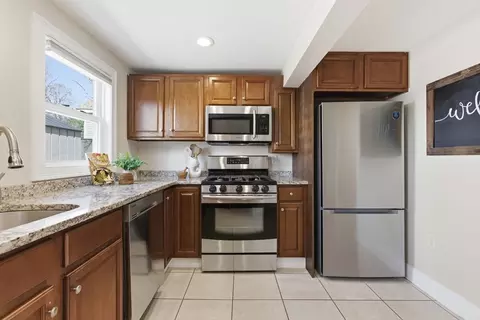 14 School St #1, Danvers, MA 01923 photo 2