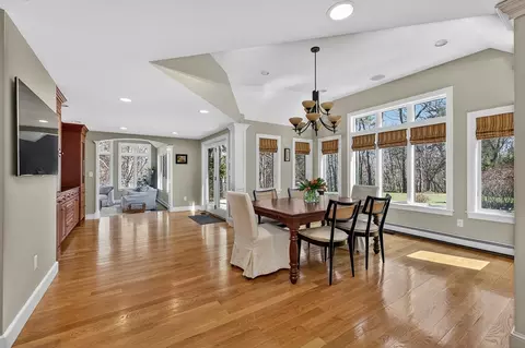 37 Mast Hill Rd, Hingham, MA 02043 photo 11