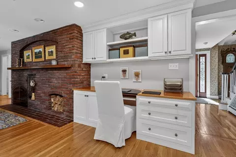 37 Mast Hill Rd, Hingham, MA 02043 photo 16