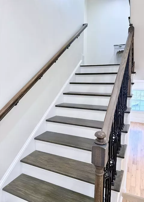 Entry Way - 195 Lower Gore Dr, Webster, MA 01570 photo 1 of 3
