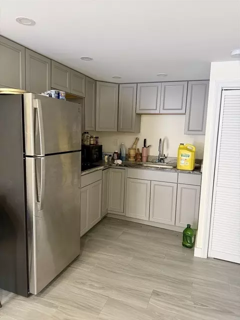Kitchen - 195 Lower Gore Dr, Webster, MA 01570 photo 3 of 3