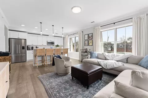 131 Eliot St #311, Milton, MA 02186