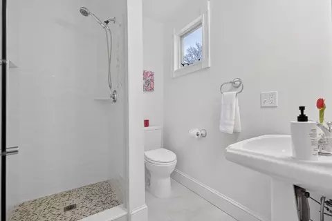 Bath - 47 Springdale Ave, Dover, MA 02030 photo 1 of 5