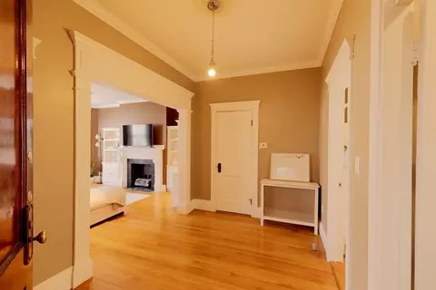 Entry Way - 80 Browne St #2, Brookline, MA 02446 photo 2 of 6