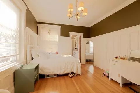 Bedroom - 80 Browne St #2, Brookline, MA 02446 photo 5 of 8