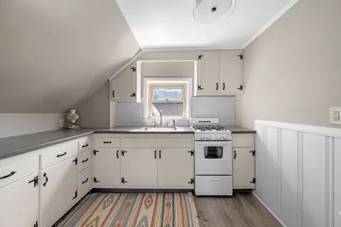 36 Stone St, Beverly, MA 01915 photo 28