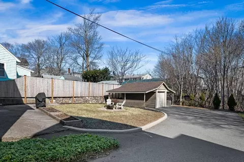 36 Stone St, Beverly, MA 01915 photo 3