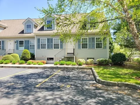 25 W Howard St #G3, Quincy, MA 02169