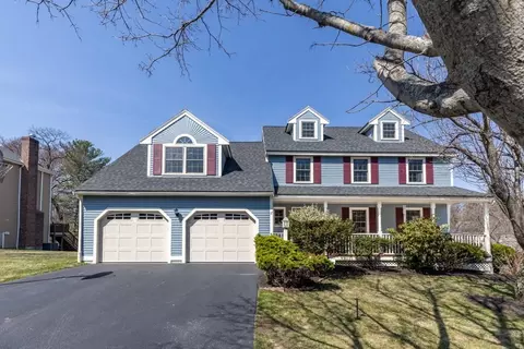 17 Duck Rd, Reading, MA 01867