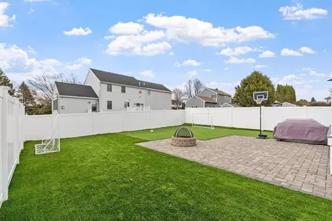 263 Forest St, Methuen, MA 01844 photo 22