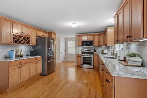 263 Forest St, Methuen, MA 01844 photo 8