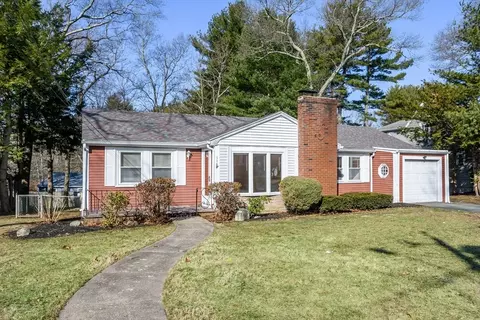 115 Cobleigh St, Westwood, MA 02090