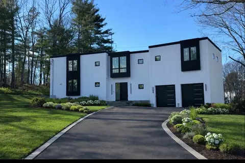 173 Fairfield St, Needham, MA 02492