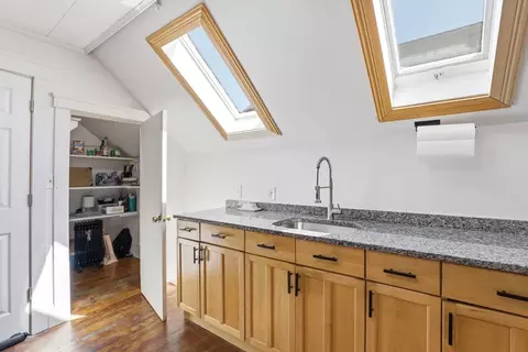 79 Cambridge, Fall River, MA 02721 photo 33