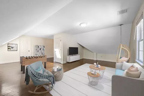 Living - 25 Collins Rd, Berlin, MA 01503 photo 7 of 8