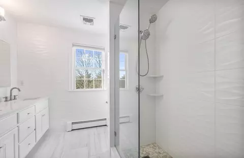 Bath - 25 Collins Rd, Berlin, MA 01503 photo 2 of 3