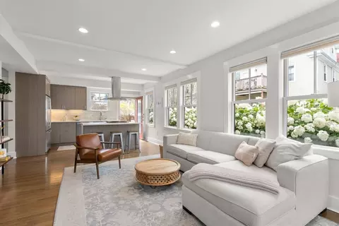 43 Salcombe St #3, Boston, MA 02125