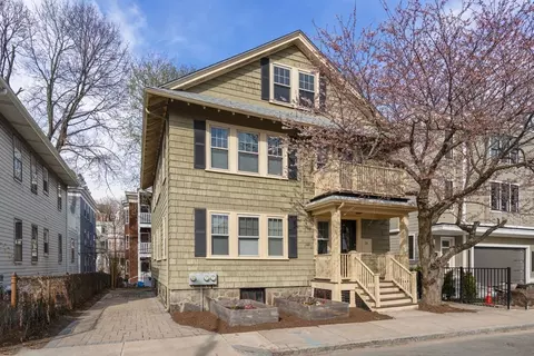34 Roseway St, Boston, MA 02130