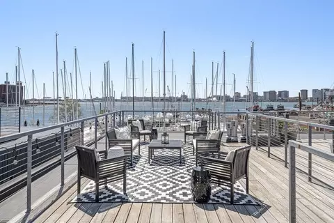 282 Marginal St #9, Boston, MA 02128