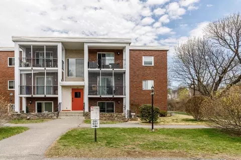 144 West St #2, Leominster, MA 01453