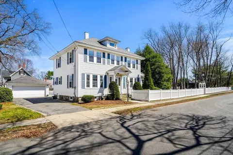 36 Richardson Ave, North Andover, MA 01845