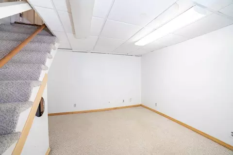 25 Dixfield Rd, Worcester, MA 01606 photo 21