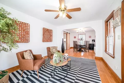 25 Dixfield Rd, Worcester, MA 01606 photo 5