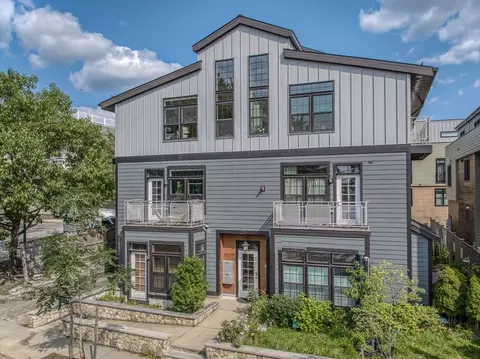 235 Lowell St #6, Somerville, MA 02144