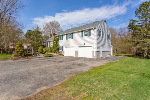 2 Meadow Brook Rd, Raynham, MA 02767 photo 27