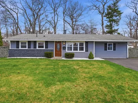 161 Keswick Rd, Brockton, MA 02302