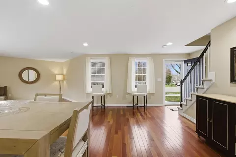 453 Turnpike St #19, Easton, MA 02375