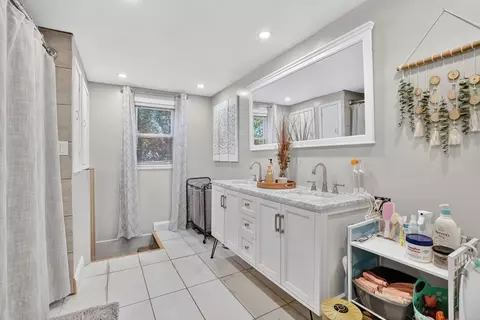 195 Grattan St, Chicopee, MA 01020 photo 19
