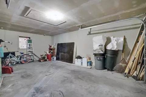 195 Grattan St, Chicopee, MA 01020 photo 37