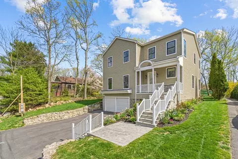 16 Hillside Park, Melrose, MA 02176